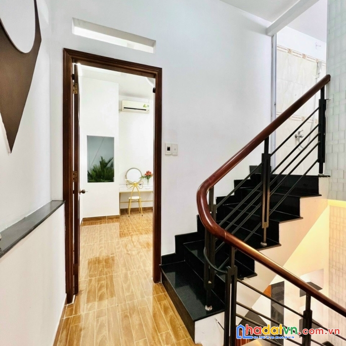 Dân trí, hẻm 3.5m bùi văn thêm, 3.5 x 10m, 2 lầu, 2pn, phú nhuận, dt 35m², giá 4.75 tỷ