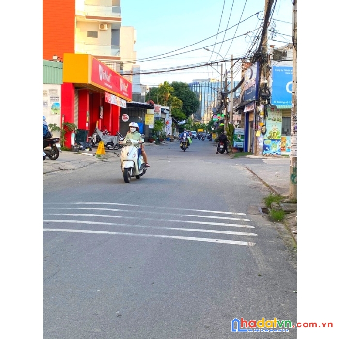 Mặt tiền đường sổ a4 hoàn công đầy đủ nỡ hậu trường thọ thủ đức.2012003