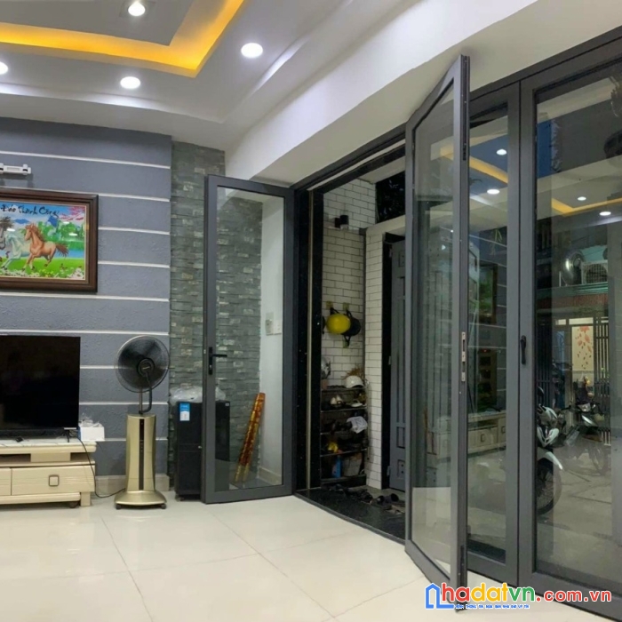 Qúa hót bình tân nhà góc 2 mt ngã tư gò mây nguyễn thị tú 60m2(5x12) giá nhỉnh 2 ty