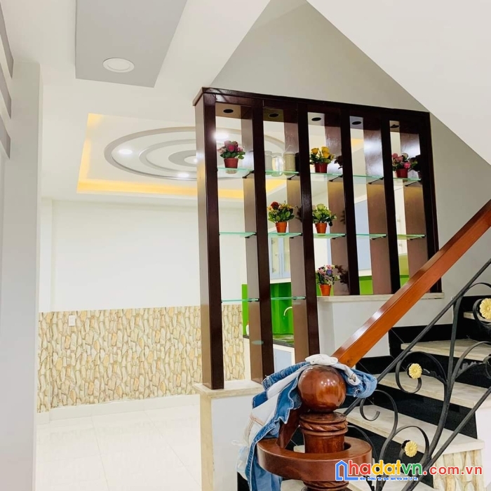 Biệt thự cao cấp - 2 mặt tiền- hẻm 8m -- 4 tầng 136m2 - 16 tỷ