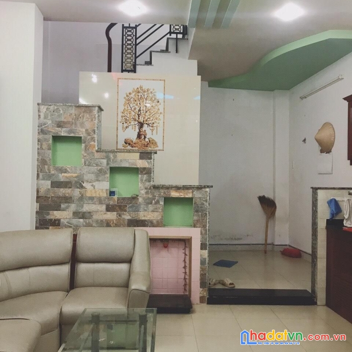 Bán nhà 42m2 1 sẹc  3pn chỉ nhĩnh 3 tỷ   ngô tất tố  bình thạnh