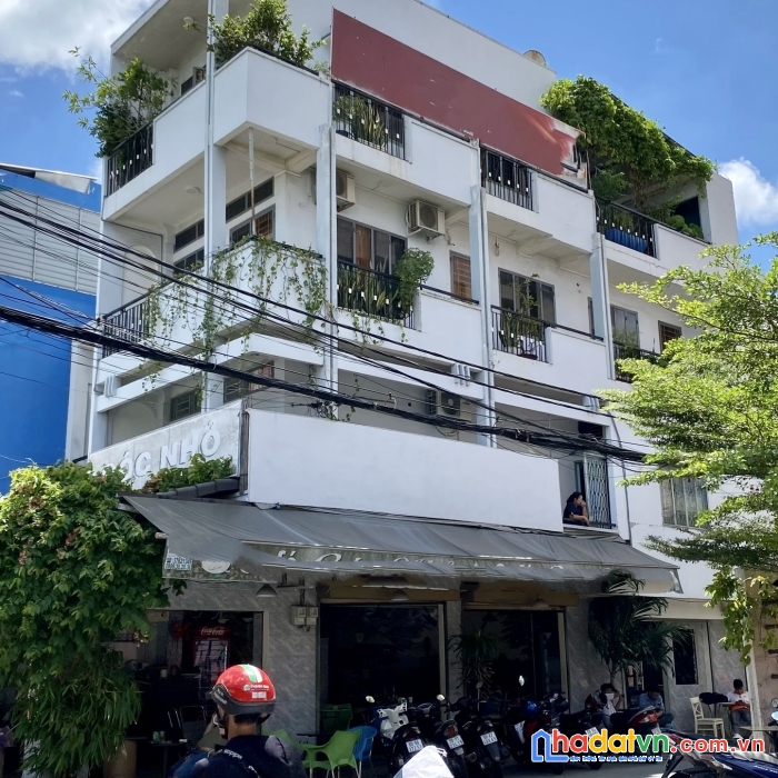 Nhà lô góc hxh 8m ngang 6m gần chợ, aeon mall.
