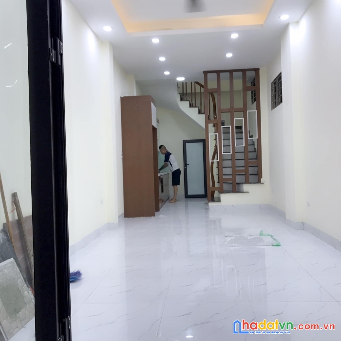Lương khánh thiện – tân mai - lô góc 3 thoáng - mặt ngõ thông kinh doanh - 30m ra phố lớn