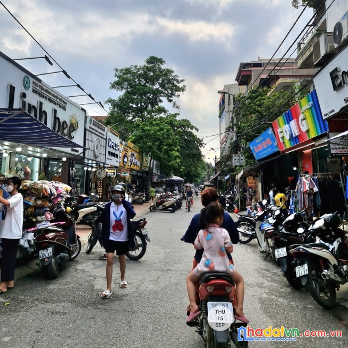 150922 bán đất chợ sinh viên học viện nông nghiệp, trâu quỳ, kd sầm uất. 70m2, mt 5m. lh 0926782459