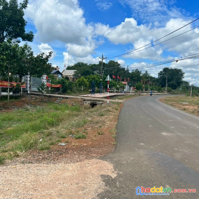 Bán đất  sát ubnd,xã tấn lợi .trường học, sổ sẵn	