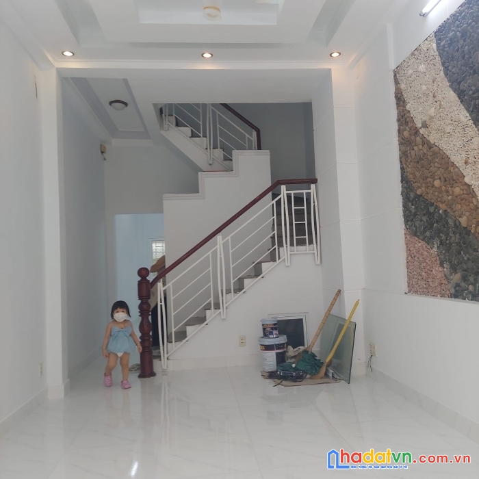 Hà huy giáp 43m2 đúc btct, sổ riêng gần cđ điện lực