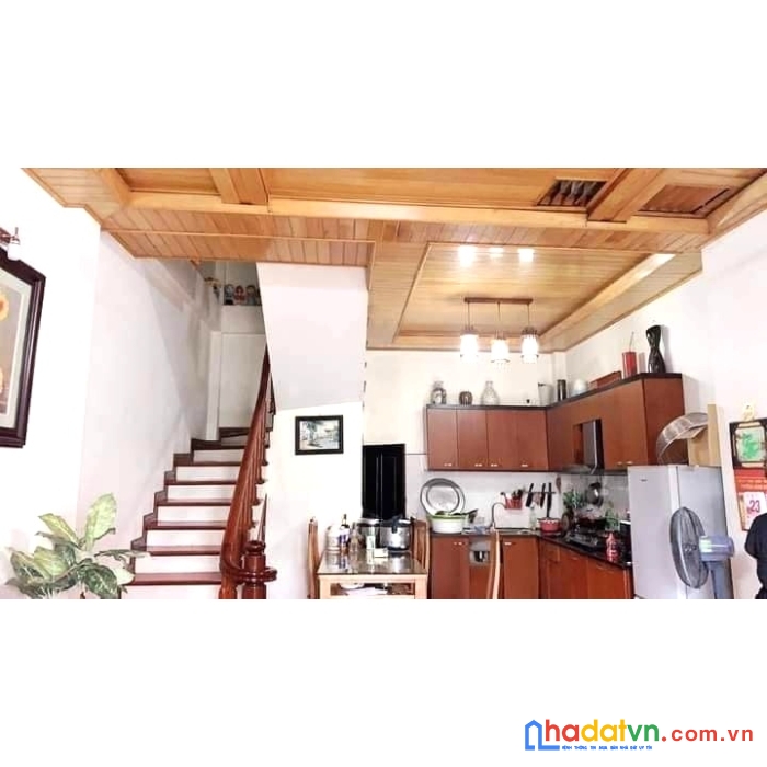 Bán nhà đẹp dân xây ngọc thuỵ, ngõ thông, ô tô đỗ cửa, khu bqp, an ninh, 53m2x5m