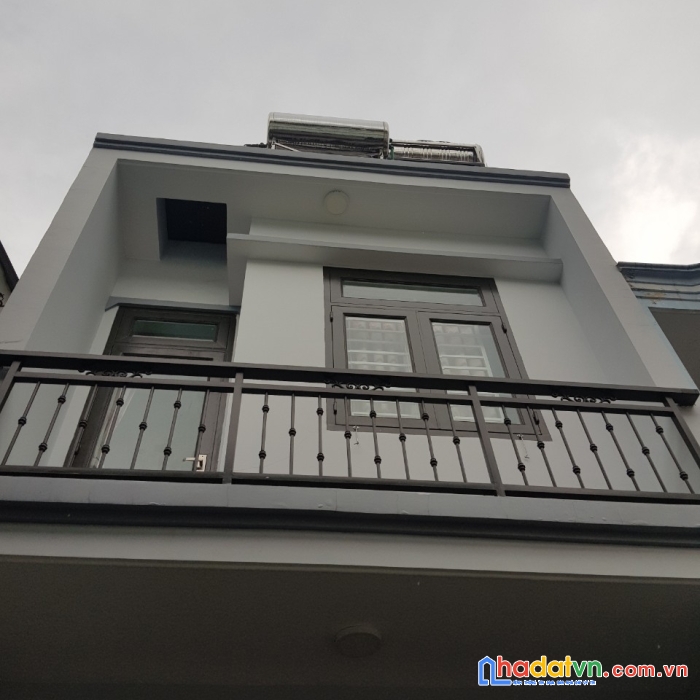 Bán nhà hxh lê đức thọ, 33m2, 2 mặt thoáng, full nội thất, giá 2.7 tỷ