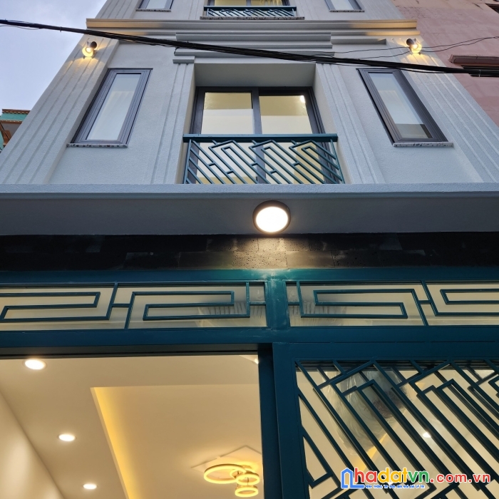 Nhà mới, hẻm thông, nội thất đẹp, huỳnh văn bánh, 36m2, 3 tầng, 7.25 tỷ tl