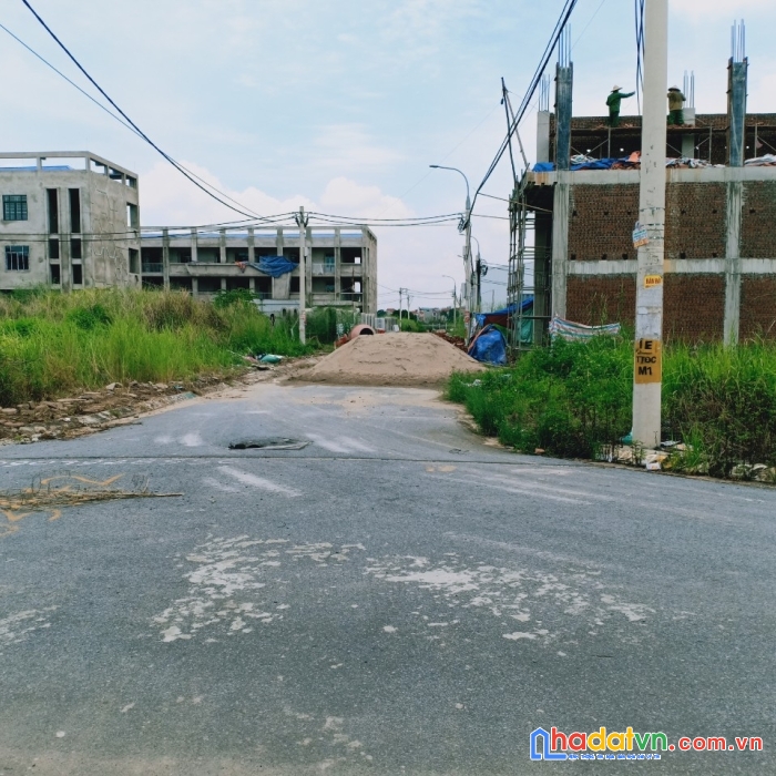 Bán đất đấu gía lai xá-hoài đức: 75m2, sát đh thành đô,giá tốt nhất khu .lh 0382703234.