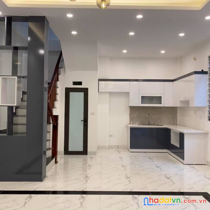 Nhà đẹp ở luôn phố đông thiên, 36mx5 tầng, giá 3,85 tỷ.liên hệ 0971834616