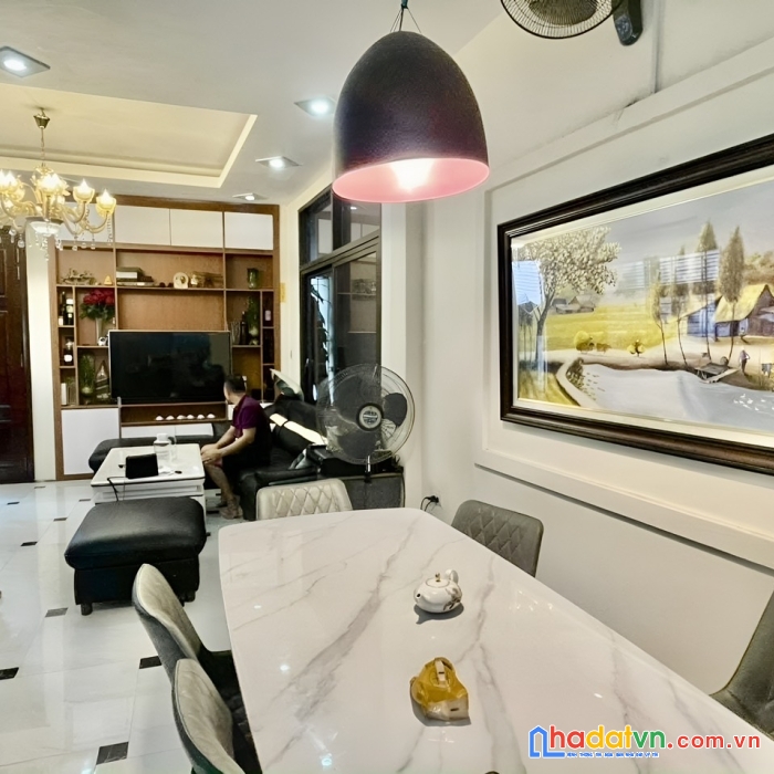 Bán nhà vạn phúc - hà đông, 50m2 x 4 tầng x mt5m x nhỉnh 5 tỷ, ô tô đõ cửa