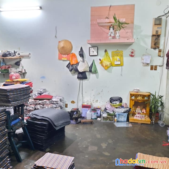 Bán gấp nhà mặt tiền phan văn năm, tân phú, 2 tầng, 38m2 chỉ 3tỷ, ngang khủng đến 11m.