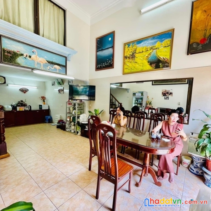 Vũ thạnh, đống đa, còn mới, kinh doanh, thoáng sáng, 52m2x4t, chỉ 6.8t