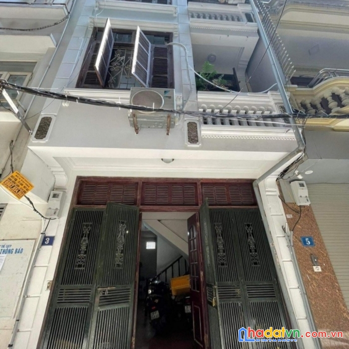 Nhà phân lô - ô tô dừng đỗ. trần cung, cổ nhuế 1, bắc từ liêm. nhà 37m2, 4t, mt4.2m, giá 6.5 tỷ.