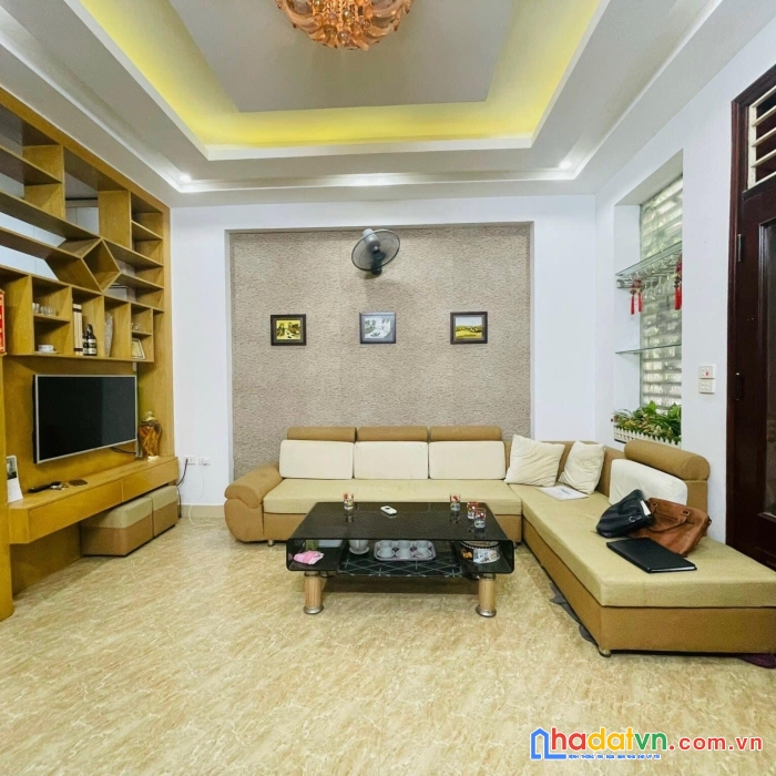 Bán nhà vương thừa vũ quận thanh xuân khu phân lô ô tô vào nhà dân trí cao 42m2 - 8 tỷ