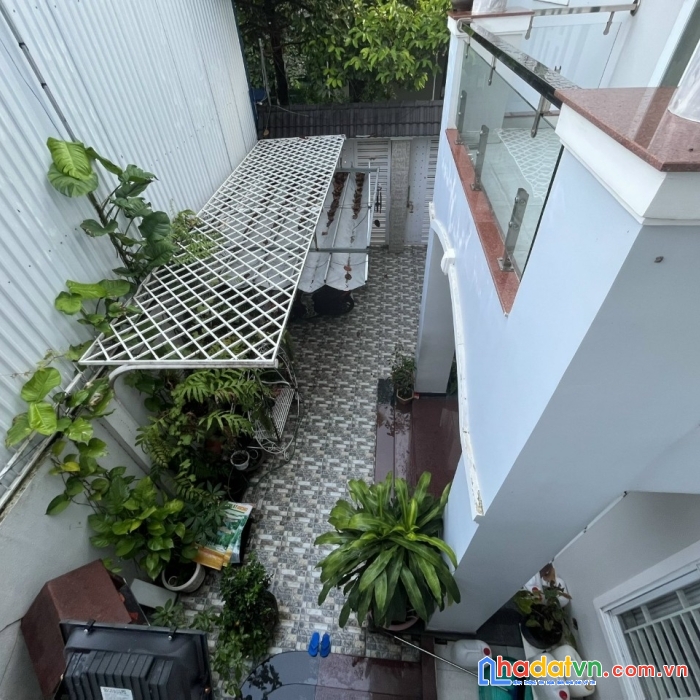 Giảm giá 2ty bán nhanh biệt thự.
bán nhà đẹp 1t2l kdc đinh thuận p.tân hiệp 10x16,5m (170m2) sổ