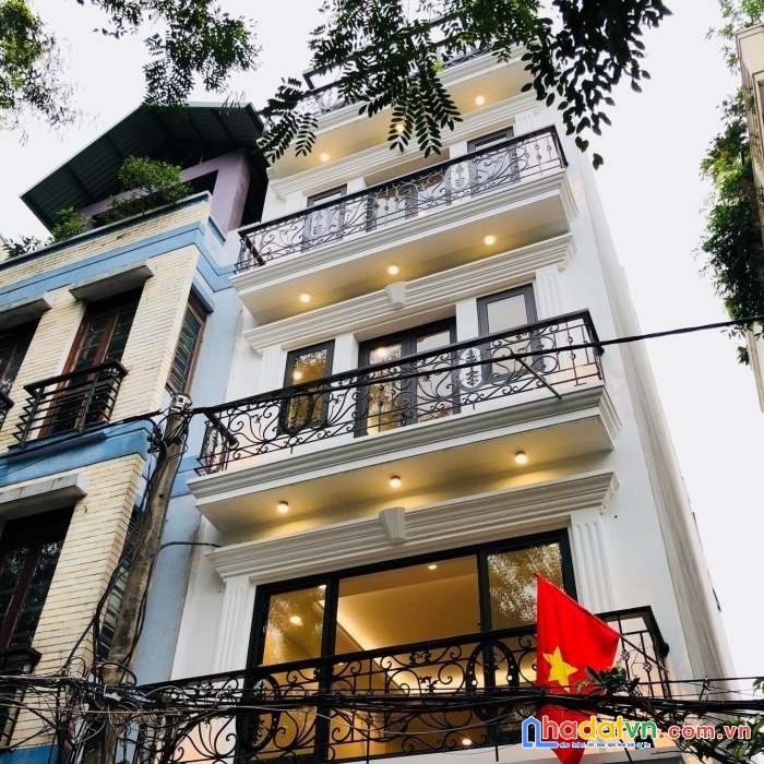 Bán nhà mặt phố tây hồ  - 50m2 - vỉa hè ô tô tránh - 8 tầng nổi 1 tầng hầm- 12 tỷ