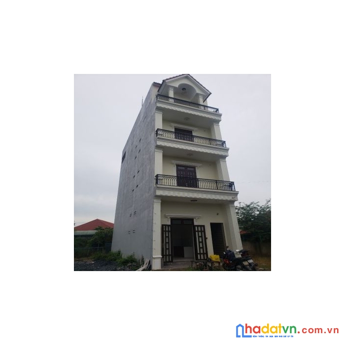 Chính chủ bán nhà, đất số 379a mặt tiền chính đường long phước