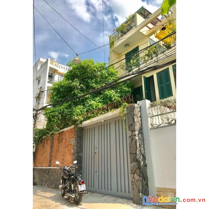 Bán biệt thự hxh hoàng hoa thám, bình thạnh- 130m2-4 tầng- ngang6m-18.5 tỷ