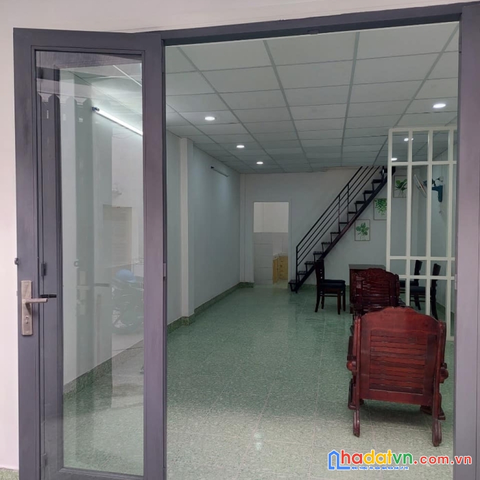 Nhà hẻm nhựa xe hơi đỗ cửa – 56m2 – nhỉnh 5.x tỷ - lê trọng tấn - tân phú.