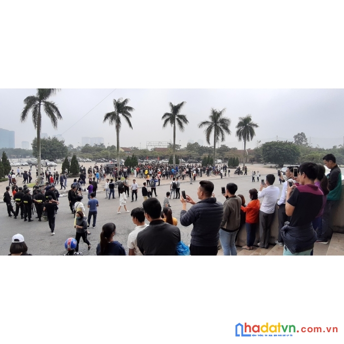 160922 biệt thự 241m2 khu 31ha, trâu quỳ, gia lâm. mặt tiền 12m. giá bất ngờ. lh 0926782459.