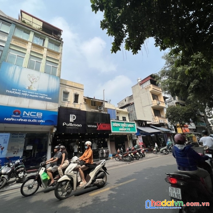 Mặt tiền 6m phố cổ hoàn kiếm vỉa hè kinh doanh, ô tô tránh 2 chiều.