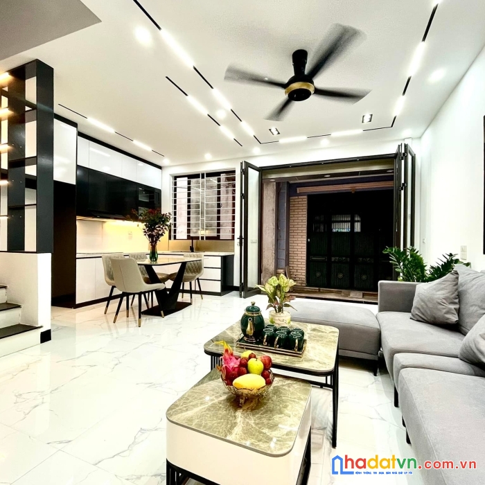 Cực hiếm, lô góc mặt phố giải phóng, 3 thoáng, 60m2, 6 tầng thang máy, mt 7,7 m, đẹp nhất khu vực