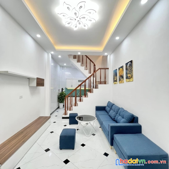 Siêu phẩm mỹ đình – ô tô đỗ cổng, nhà đẹp, ở luôn– 38m2, 5 t, chỉ 4.15  tỷ.