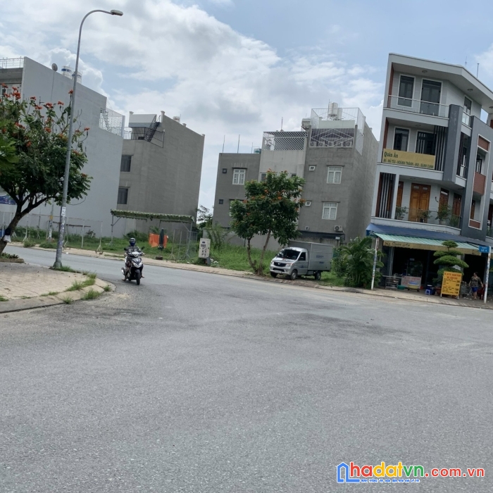 Ra nhanh lô đất siêu đẹp, giá siêu đầu tư mặt tiền trung tâm tp thủ đức, tphcm