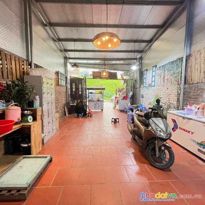 Mặt phố ngọc thụy , kinh doanh đỉnh,bán đất tặng nhà , 17,5 tỷ cho mảnh đất 190m2, tính ra chưa