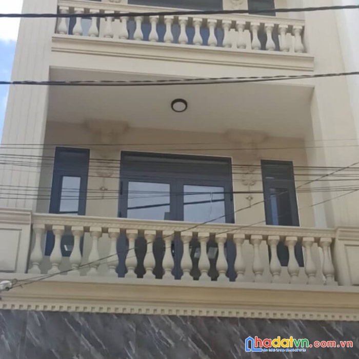 Bán  gấp nhà  đẹp  phước bình, trung tâm quận 9  108 m  giá 10.5  tỷ