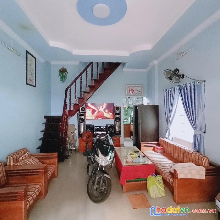 Nhà mới vào ở ngay - tân hương - 33m2 - 3 tầng - chỉ 3.25 tỷ