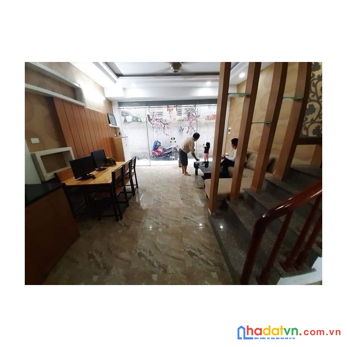 Nhà phố hàng không,thông đi các ngả, hàng xách tay, nguyễn sơn, long biên, hà nội