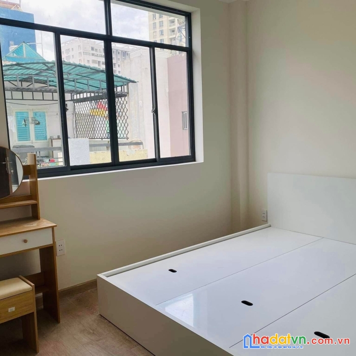 Nhà bán tuyệt đẹp, p5 q3 giá nhỉnh 6tỷ.