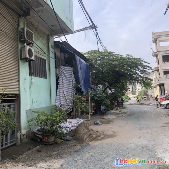 Trạm trôi hoài đức vỉa hè kinh doanh ôtô 75m2x6.6m chỉ 6.35 tỷ.