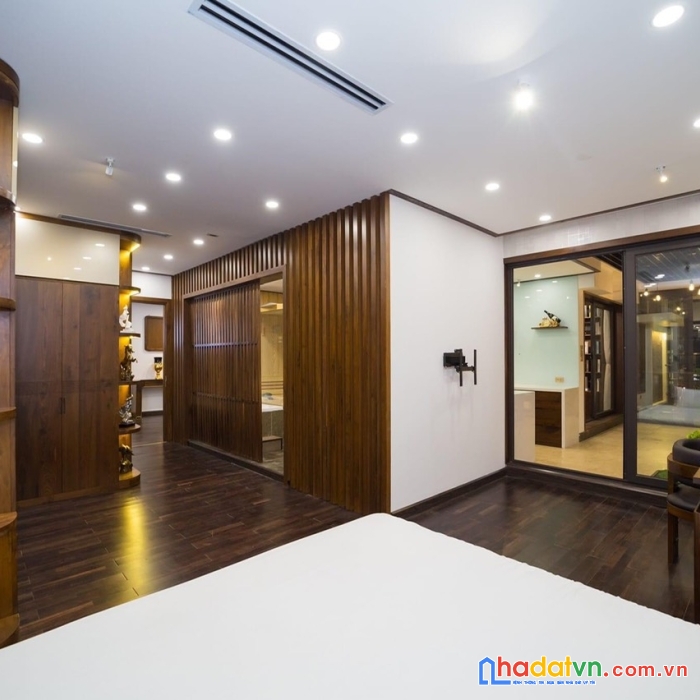 Bán biệt thự nàng hương nguyễn trãi 180m2 4t mt 12m chỉ hơn 26tỷ.