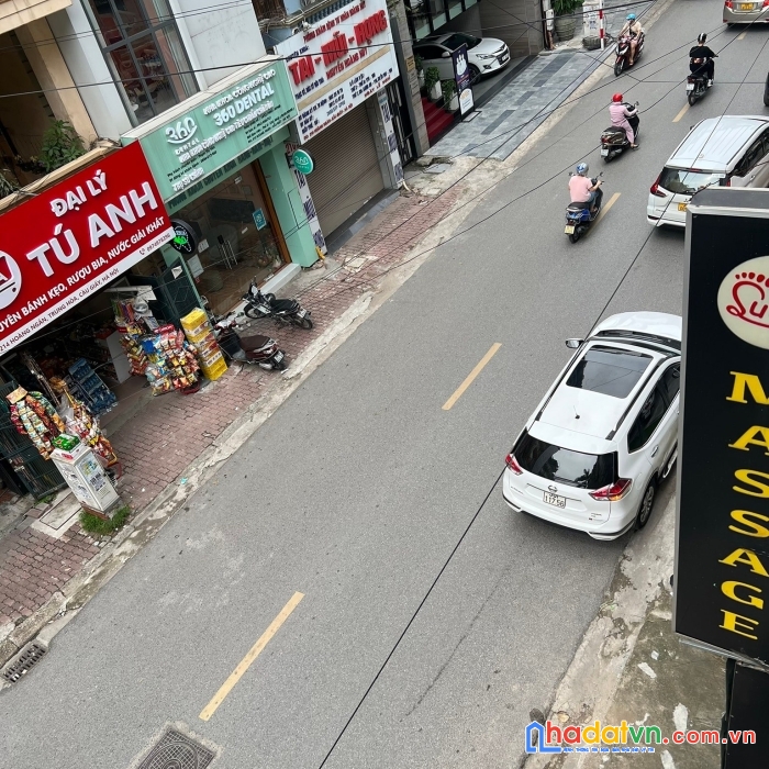 Phố víp hoàng ngân, gara oto,mặt phố kinh doanh, 7t, thang máy 45m chỉ 14 tỷ