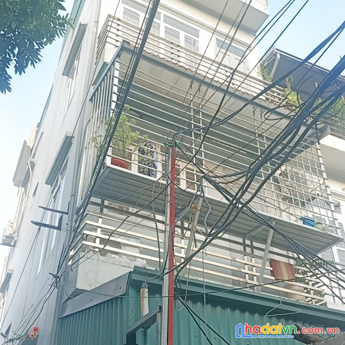 Bán nhà lô góc đa sỹ 3.05 tỷ - 33m- mt 3.7m - 4 tầng