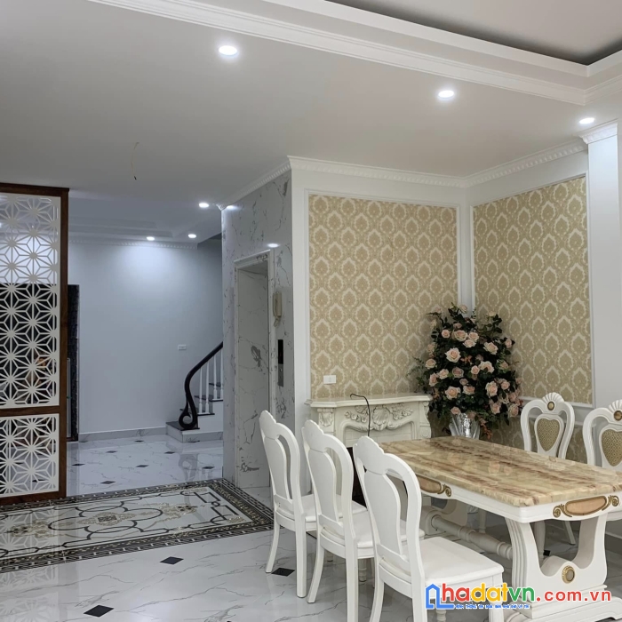 Giáp nhất - 55m - 5 tầng - mt 4.75 - 12 tỷ