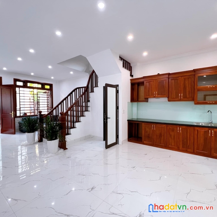 Bán nhà bát khối, long biên, hà nội - 50 m2 x 5t - nhỉnh 5 tỷ - nhà mới, ô tô đỗ - 0866951279
