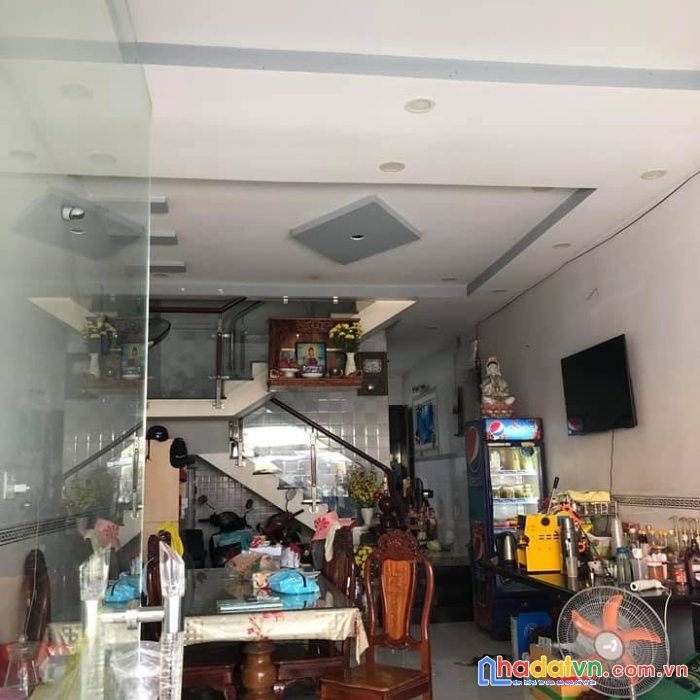 Nhà ngộp bank, phạm văn chiêu, gò vấp,3.7x19.5m, 2tầng 3.xtỷ