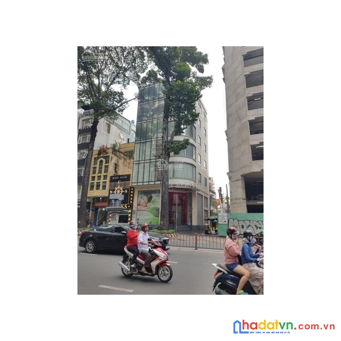 Cho thuê nhà 2 mt đường 3 tháng 2 q10, 8x16m, hầm 4 lầu