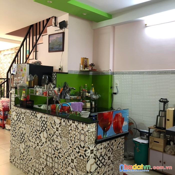 Nhà đẹp,sổ vuông vức,trung tâm tân bình,giáp quận 3,quận 10.đường cách mạng tháng 8,nhỉnh 6 tỷ,64m2