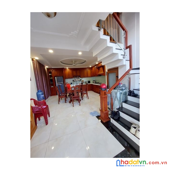 Nhà đẹp mới xây, hẻm nhựa phạm đăng giảng bình hưng hòa bình tân.