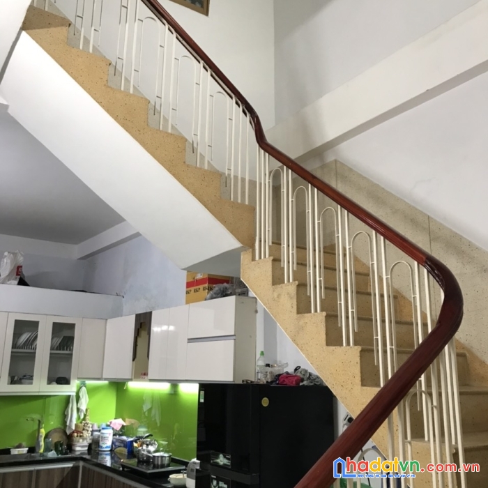 Bán nhà hẻm 2,5 mét 369// lý thái tổ p9 q10