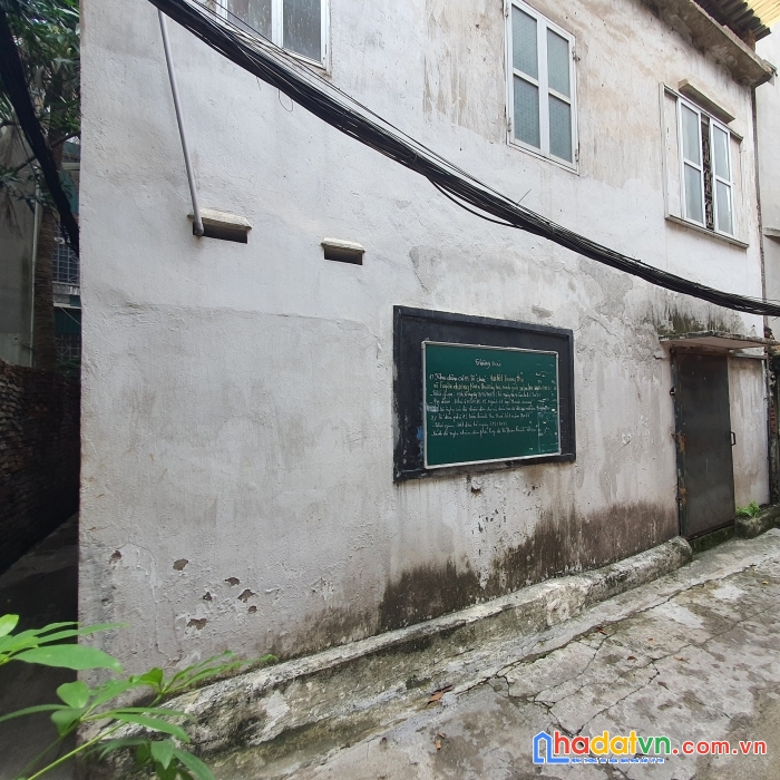 Vỡ nợ bán nhà đường láng ngã tư sở 62m lô góc sát mặt phố giá đất quê