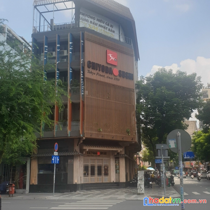 2 mt 254-256 lê thánh tôn góc trương định. phường bến thành quận 1, 8x18m, trệt, 5 tầng