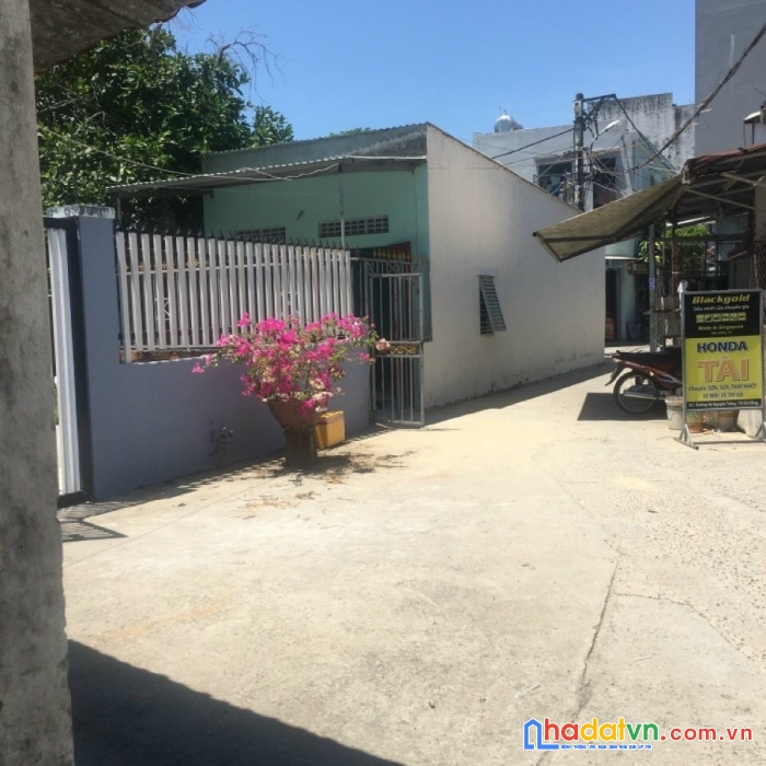 Chính chủ cần bán cấp 4 vị trí đẹp tại thành phố đà nẵng