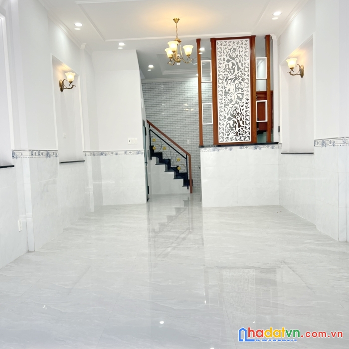 Nhà đẹp, mới xây nở hậu hẻm âu dương lân p3q8. giá 6tỷ5 tl